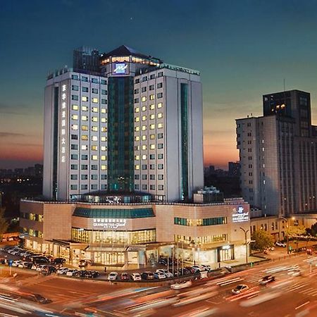 Metropark Hotel Yangzhou Buitenkant foto